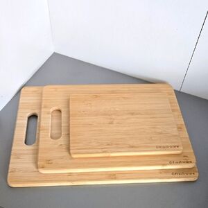 NWOT Freshware 3 Piece Set Cutting Boards